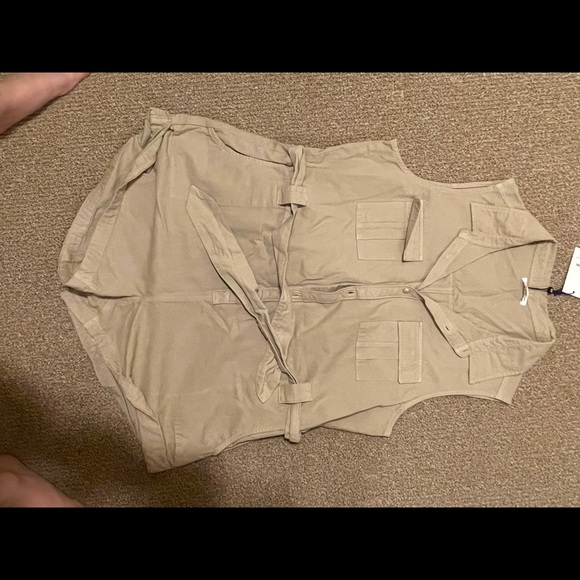 NWT - Billabong x Elle Ferguson romper. - Picture 1 of 3
